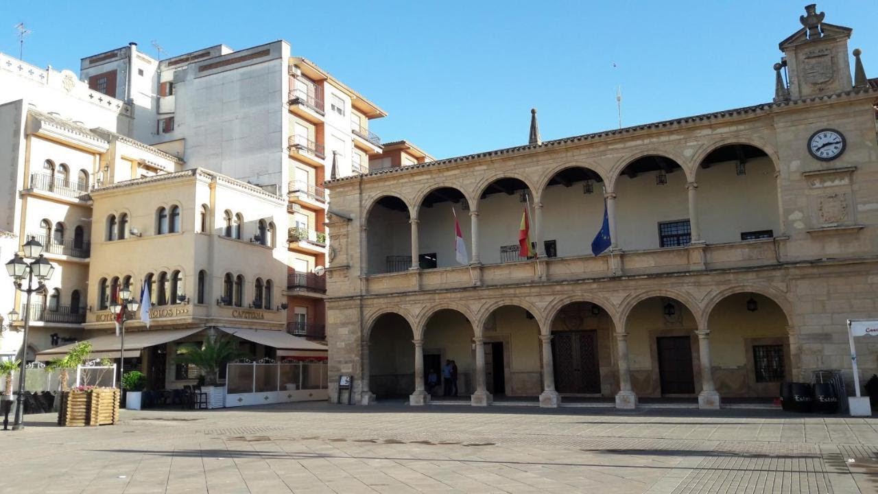 Descubre el encanto del Hotel Juan Carlos 1 en Villarrobledo